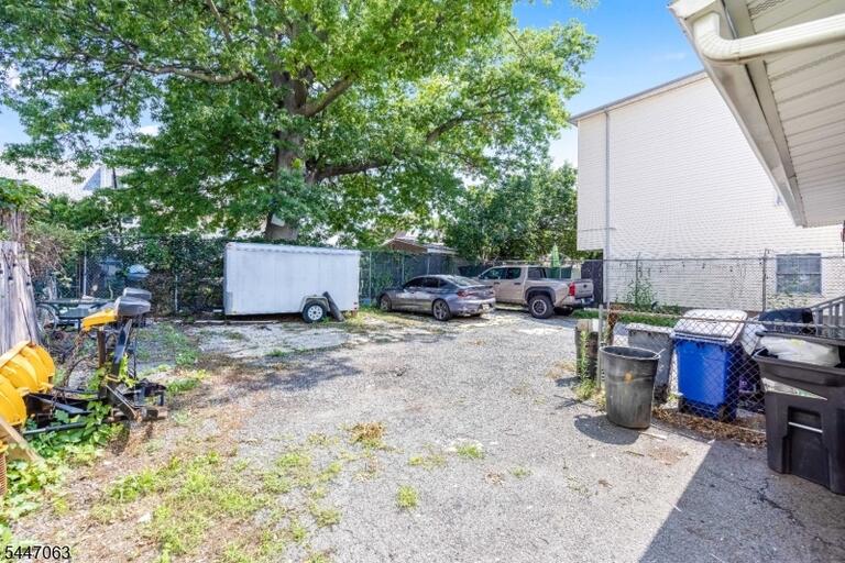 Property listing MLS 4041019 photo 7