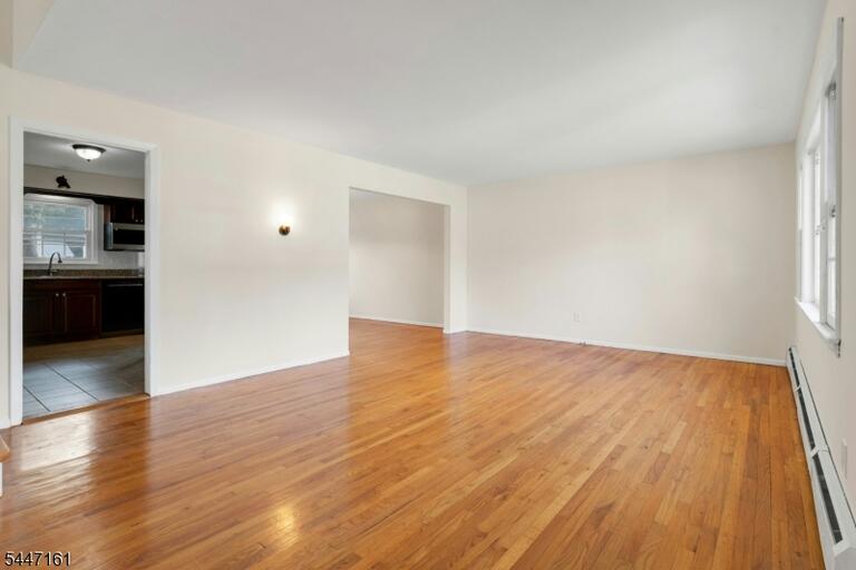 Property listing MLS 4041064 photo 7