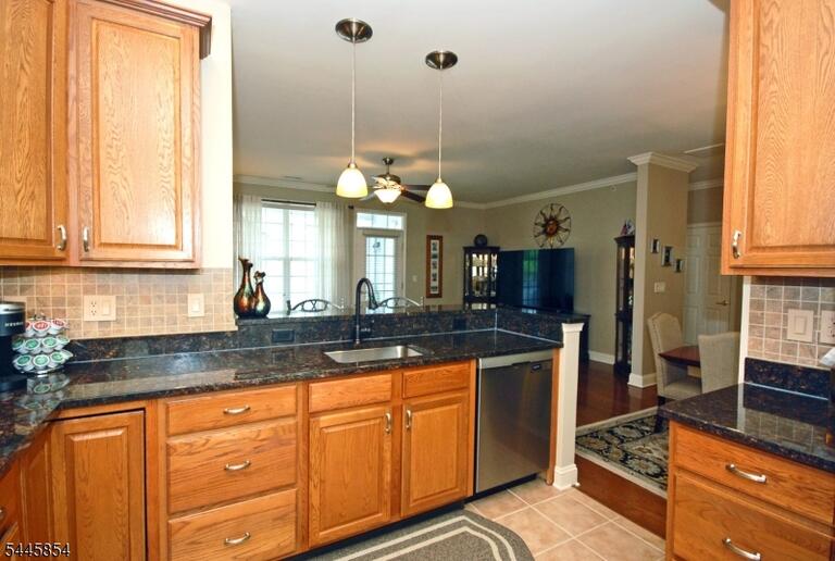 Property listing MLS 4041078 photo 6