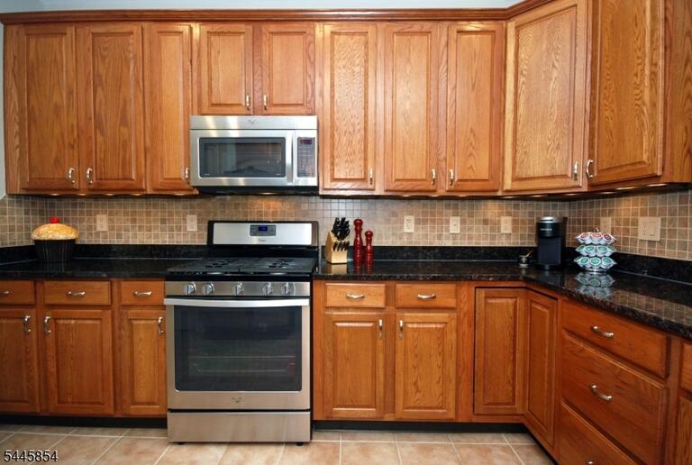 Property listing MLS 4041078 photo 7