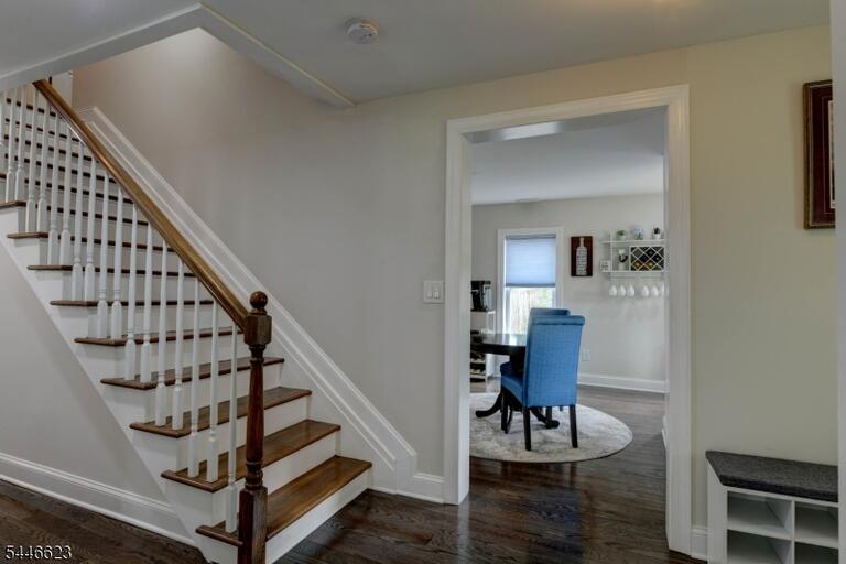 Property listing MLS 4041110 photo 5