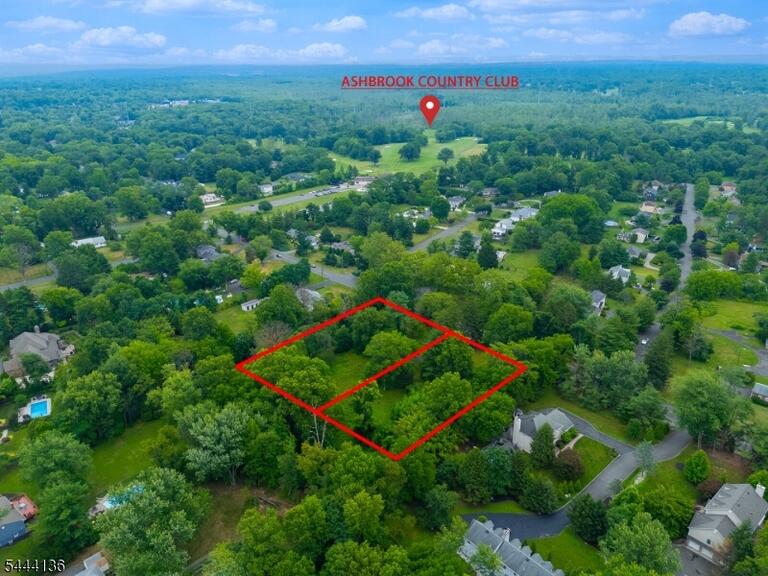 Property listing MLS 4041132 photo 9