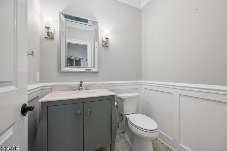 Property listing MLS 4041273 photo 18