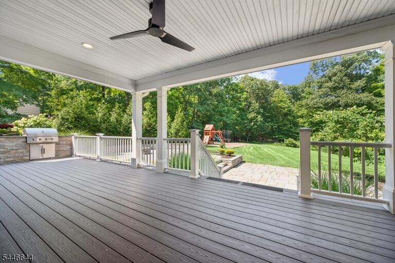 Property listing MLS 4041273 photo 38