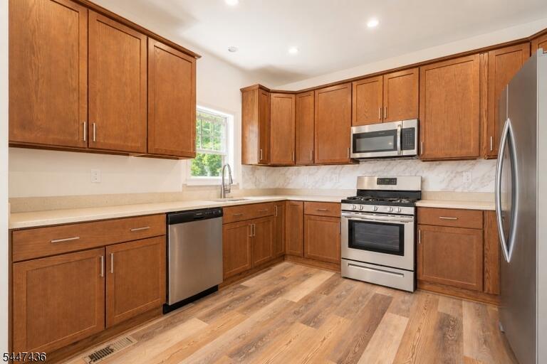Property listing MLS 4041343 photo 10