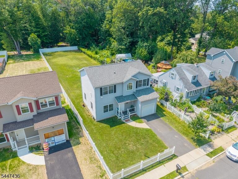 Property listing MLS 4041343 photo 24