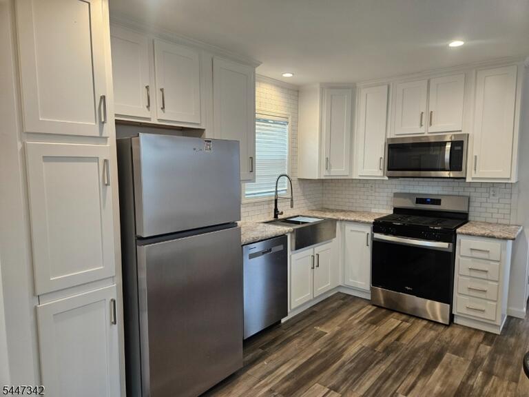 Property listing MLS 4041345 photo 2