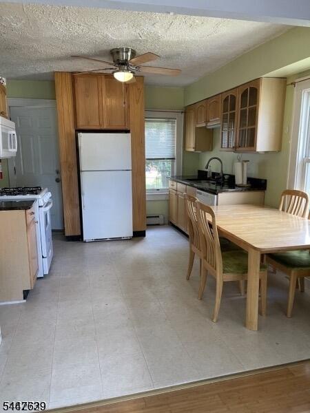 Property listing MLS 4041559 photo 3