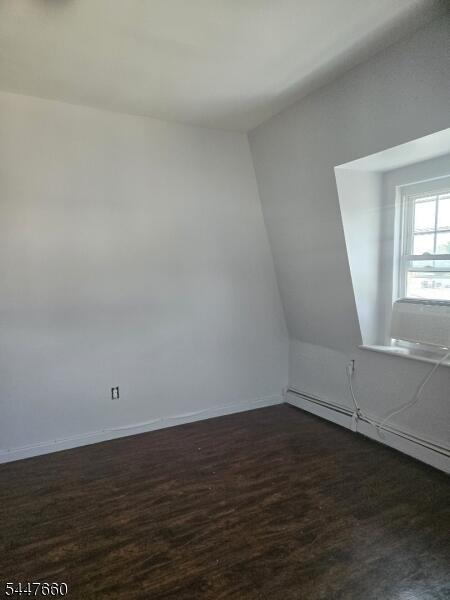 Property listing MLS 4041596 photo 3