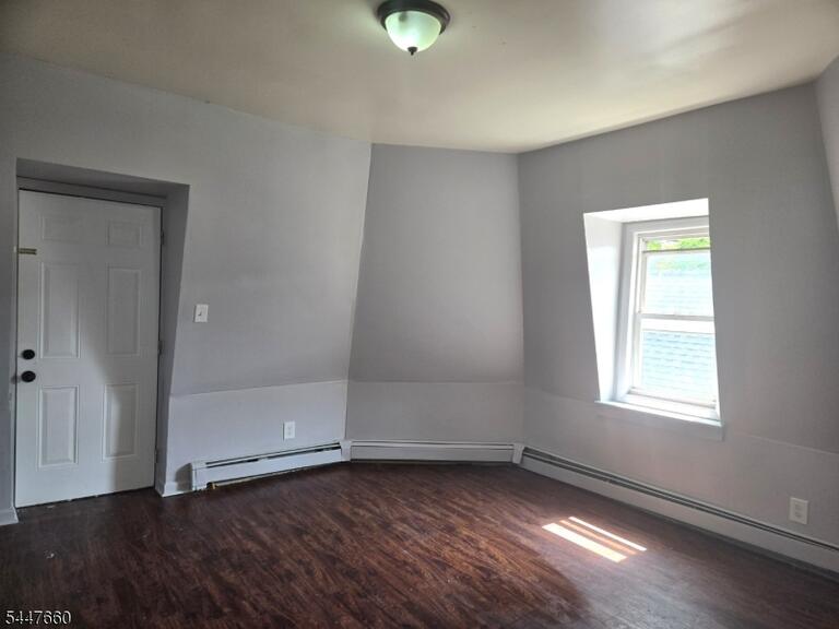 Property listing MLS 4041596 photo 8