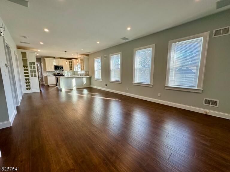 Property listing MLS 4041636 photo 21