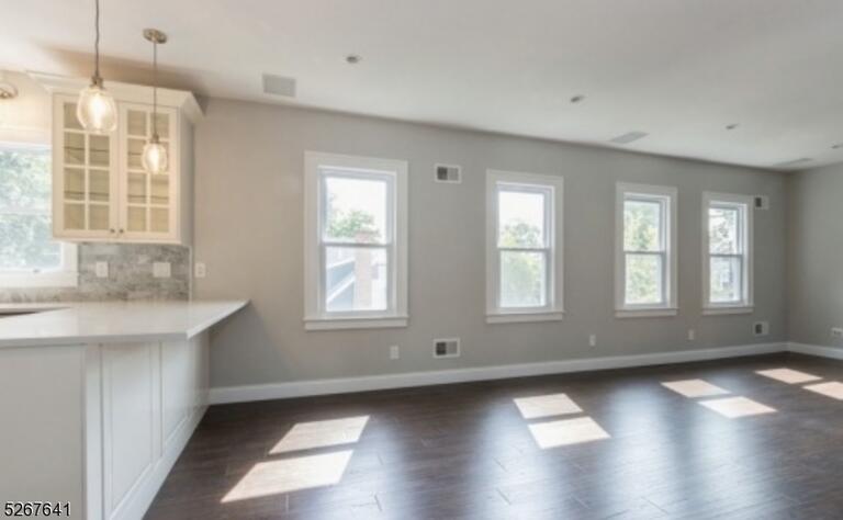 Property listing MLS 4041636 photo 7