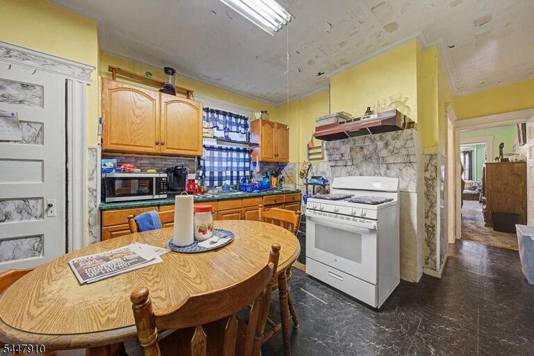 Property listing MLS 4041791 photo 13