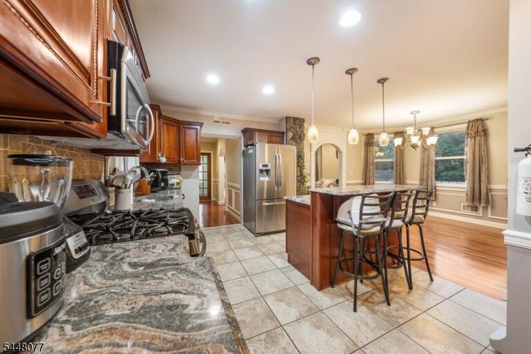 Property listing MLS 4041916 photo 12