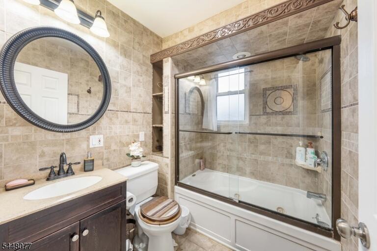Property listing MLS 4041916 photo 17