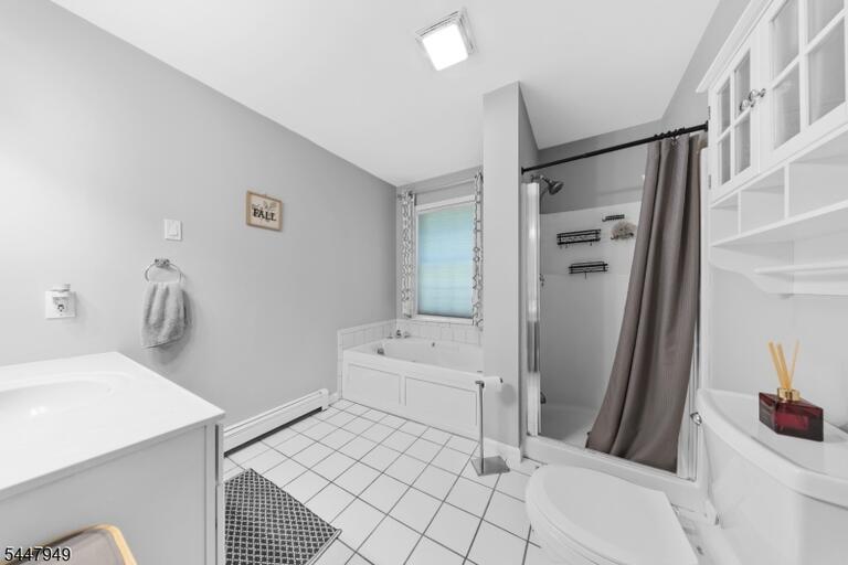 Property listing MLS 4042010 photo 22