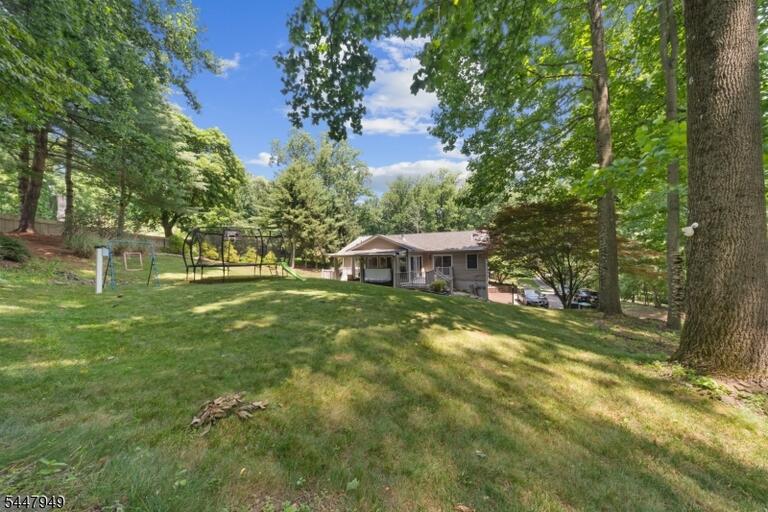 Property listing MLS 4042010 photo 43