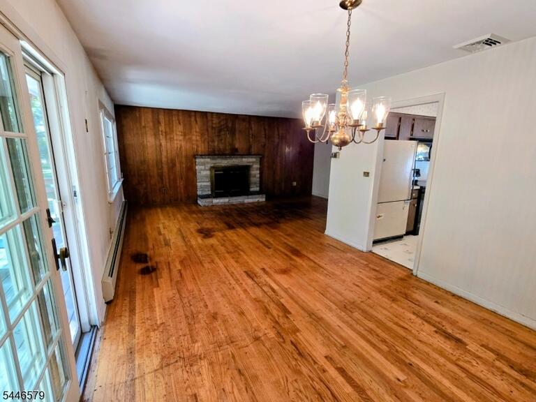 Property listing MLS 4042077 photo 6