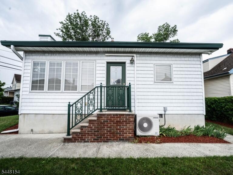 Property listing MLS 4042099 photo 5
