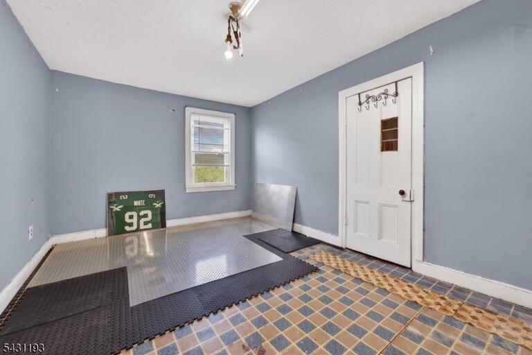 Property listing MLS 4042135 photo 15