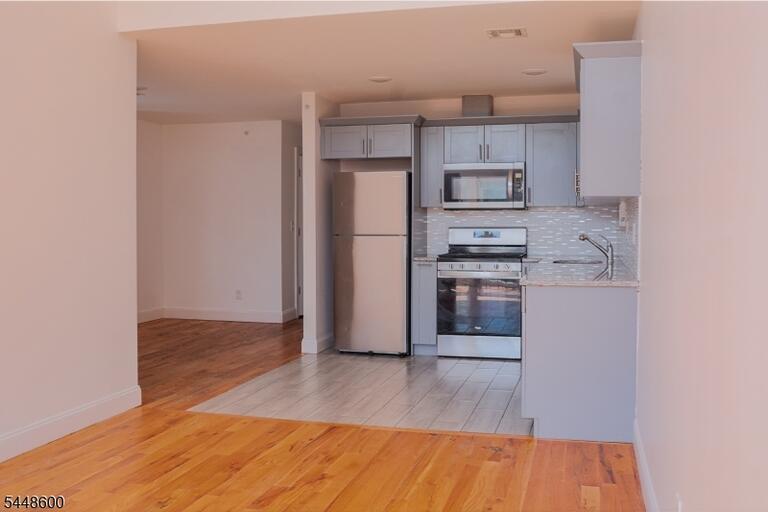 Property listing MLS 4042431 photo 11