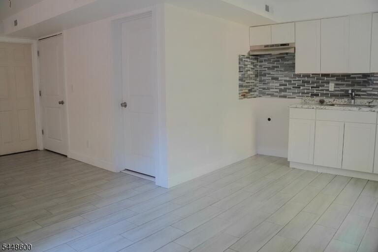 Property listing MLS 4042431 photo 3