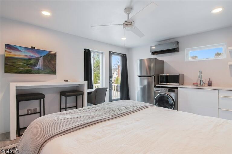 Property listing MLS 4042512 photo 15
