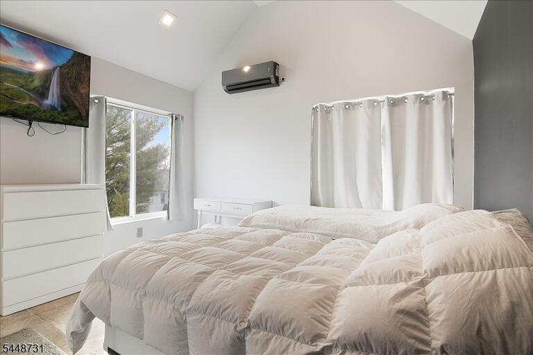 Property listing MLS 4042512 photo 9