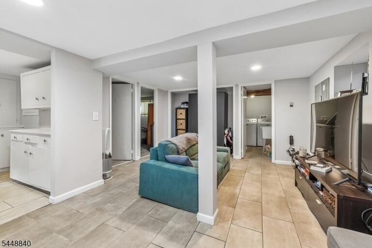 Property listing MLS 4042610 photo 25