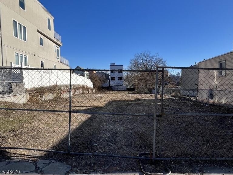 Property listing MLS 4042660 photo 5