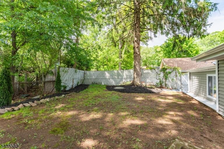 Property listing MLS 4042694 photo 33