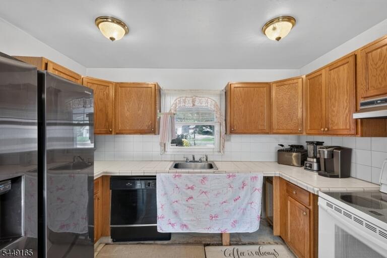 Property listing MLS 4042906 photo 8