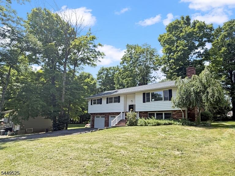 Property listing MLS 4043417 photo 3