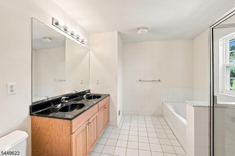 Property listing MLS 4043507 photo 18