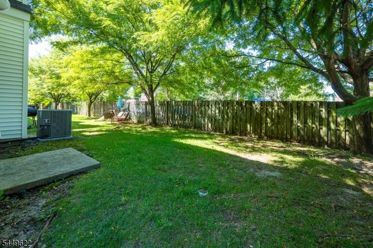 Property listing MLS 4043507 photo 3