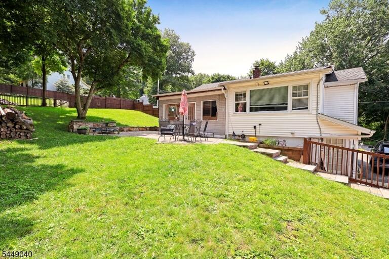 Property listing MLS 4043553 photo 12