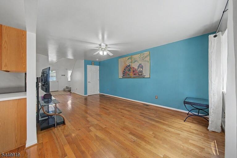 Property listing MLS 4043589 photo 13