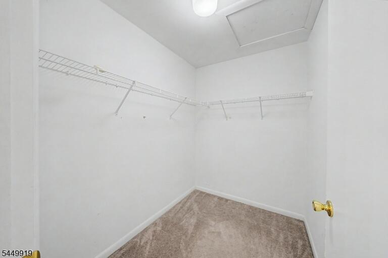 Property listing MLS 4043589 photo 28