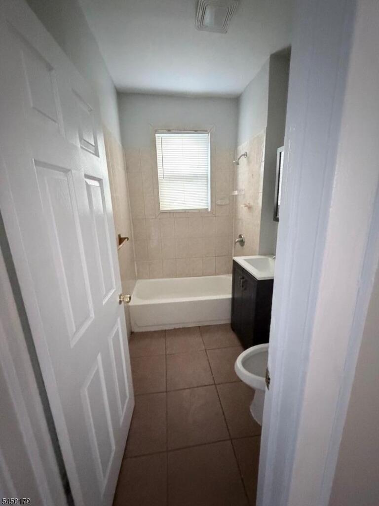 Property listing MLS 4043663 photo 10