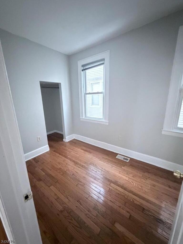 Property listing MLS 4043663 photo 8