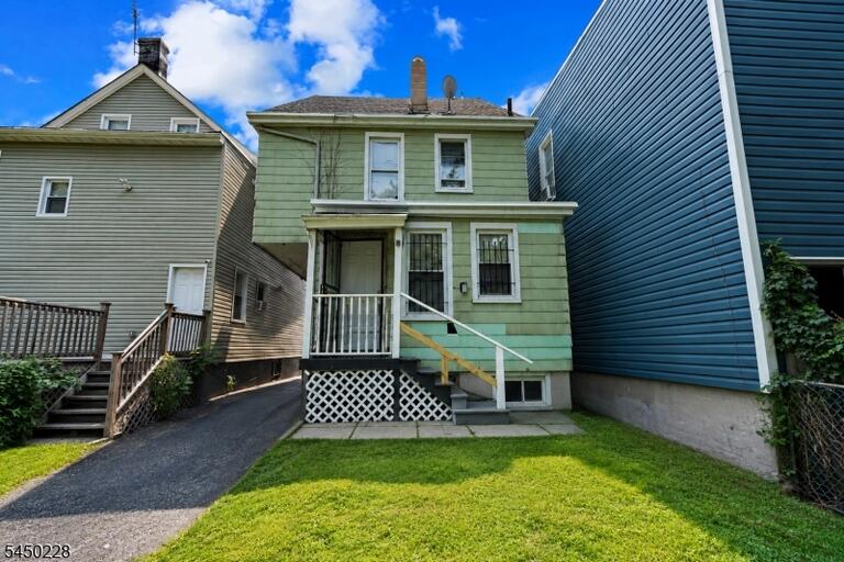 Property listing MLS 4043745 photo 3