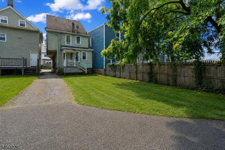 Property listing MLS 4043745 photo 4