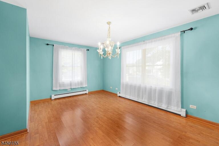 Property listing MLS 4043839 photo 3