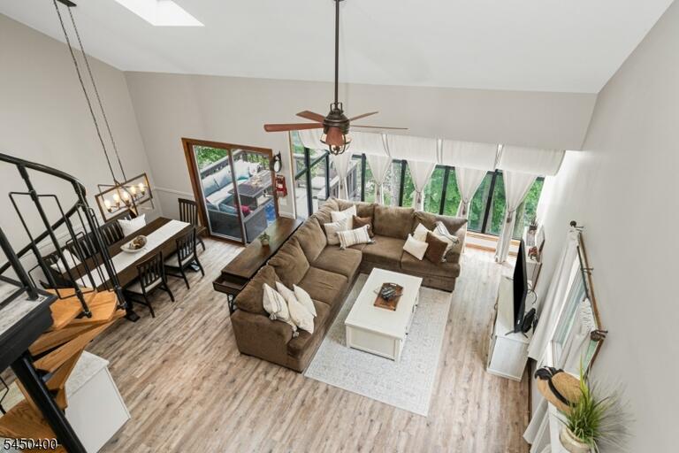 Property listing MLS 4043890 photo 15