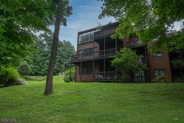 Property listing MLS 4043890 photo 4