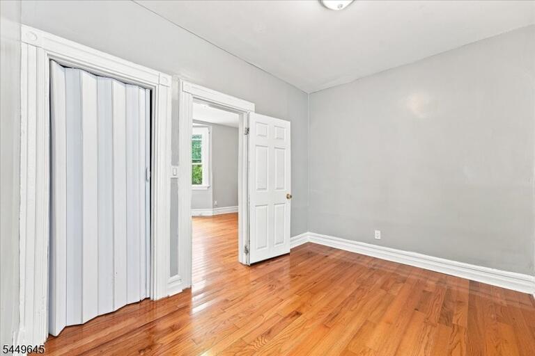 Property listing MLS 4043939 photo 10