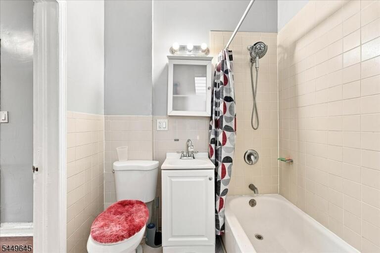 Property listing MLS 4043939 photo 9