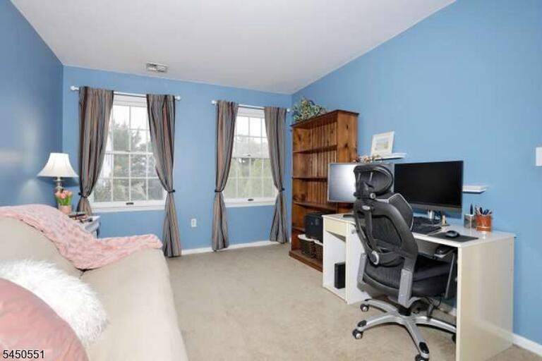 Property listing MLS 4044010 photo 16