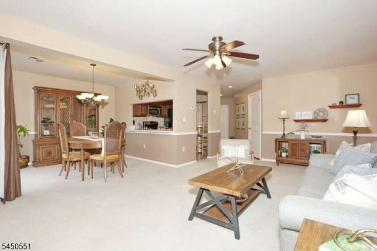 Property listing MLS 4044010 photo 6
