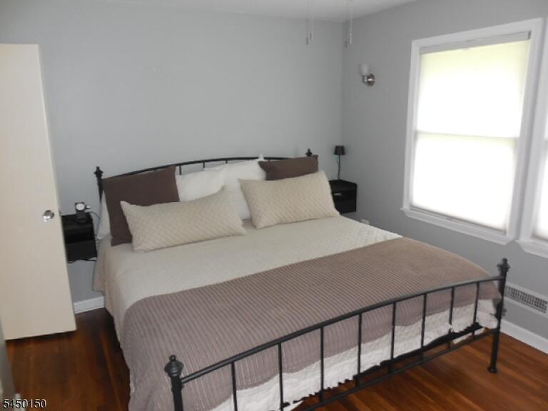 Property listing MLS 4044059 photo 3